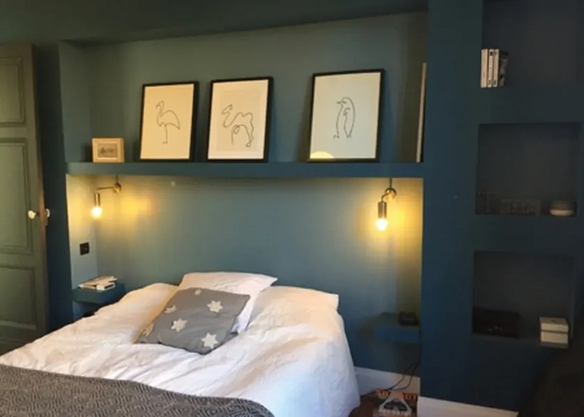 Chambre rénovée — duplex hôtel particulier Toulouse